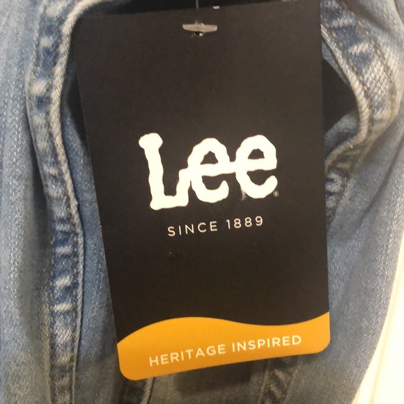 NEW Lee light wash denim jacket - Picture 9 of 10